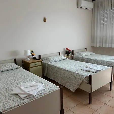 Panzió Casa Per Ferie Eden Cusmano