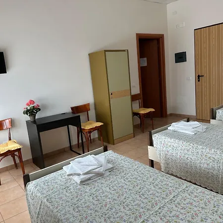 Casa Per Ferie Eden Cusmano 4*